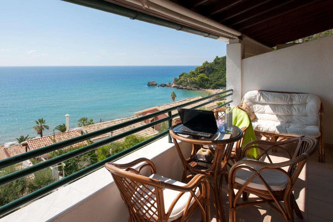 Glyfada House On The Sea Apartment Екстериор снимка